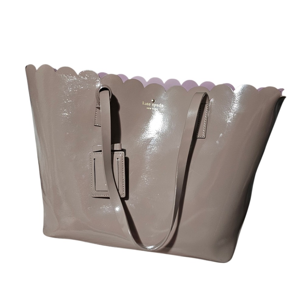 Kate Spade New York Lily Avenue Patent Carrigan Scallop Tote Porcini/Rose